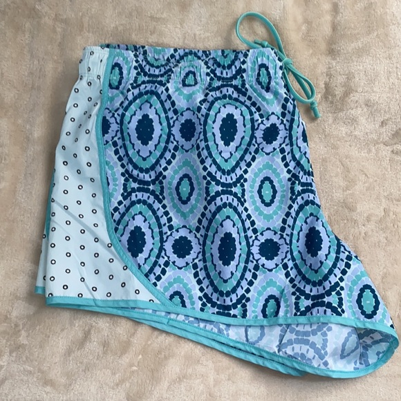 Aerie womens shorts in size XL - Picture 4 of 4